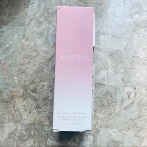 Kylie Skin - Foaming Face Wash